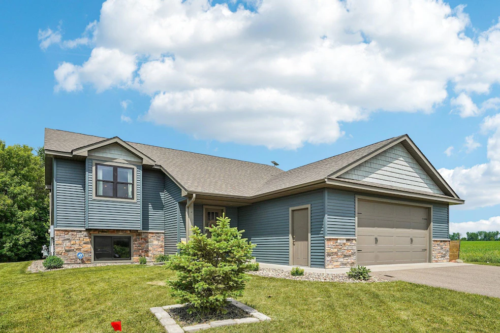Home at 541 Prairie Rd, New Richmond, Wisconsin